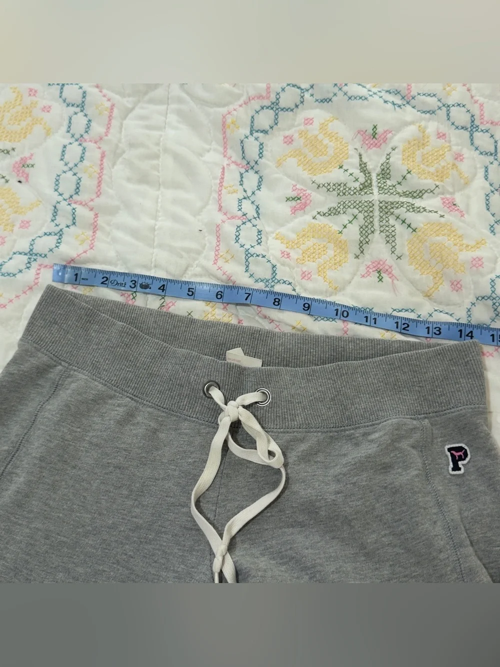Y2K Victoria’s Secret pink sweats - Picture 10 of 12